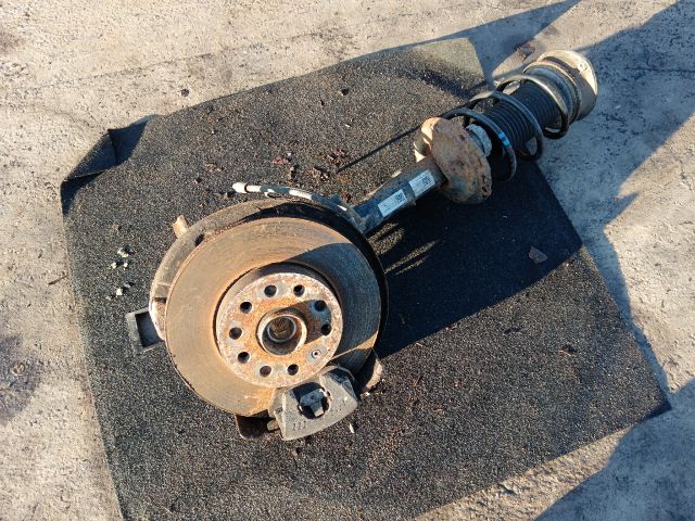 bontott SKODA OCTAVIA III Jobb Gólyaláb Csonkállvánnyal