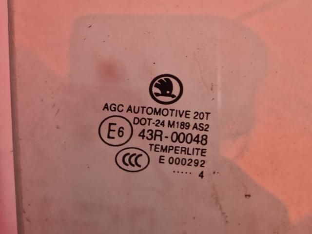 bontott SKODA OCTAVIA III Jobb hátsó Ablak