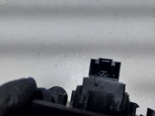 bontott SKODA OCTAVIA III Jobb hátsó Ablakemelő Kapcsoló