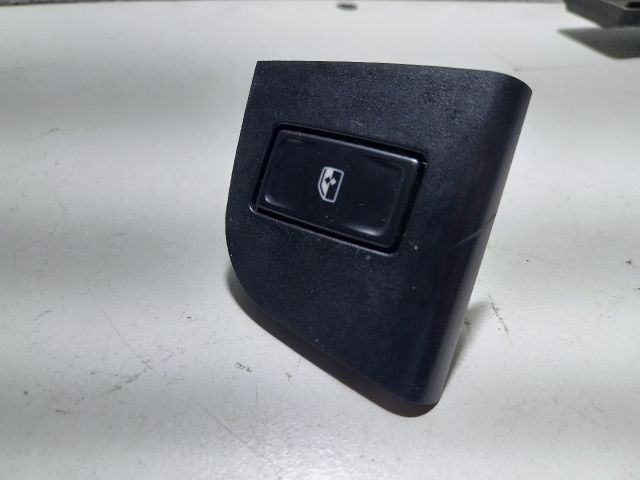 bontott SKODA OCTAVIA III Jobb hátsó Ablakemelő Kapcsoló