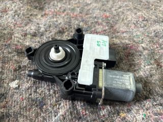 bontott SKODA OCTAVIA III Jobb hátsó Ablakemelő Motor