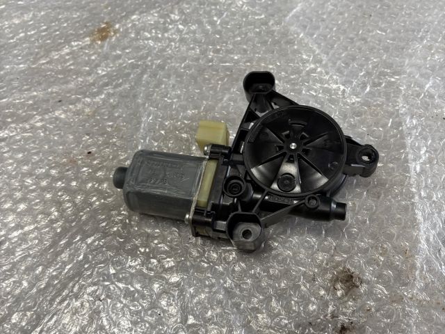 bontott SKODA OCTAVIA III Jobb hátsó Ablakemelő Motor