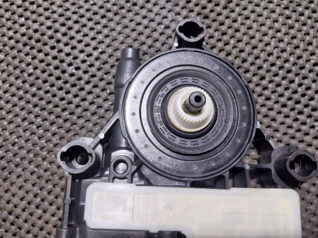 bontott SKODA OCTAVIA III Jobb hátsó Ablakemelő Motor