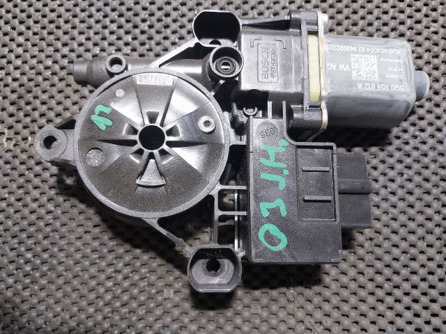 bontott SKODA OCTAVIA III Jobb hátsó Ablakemelő Motor