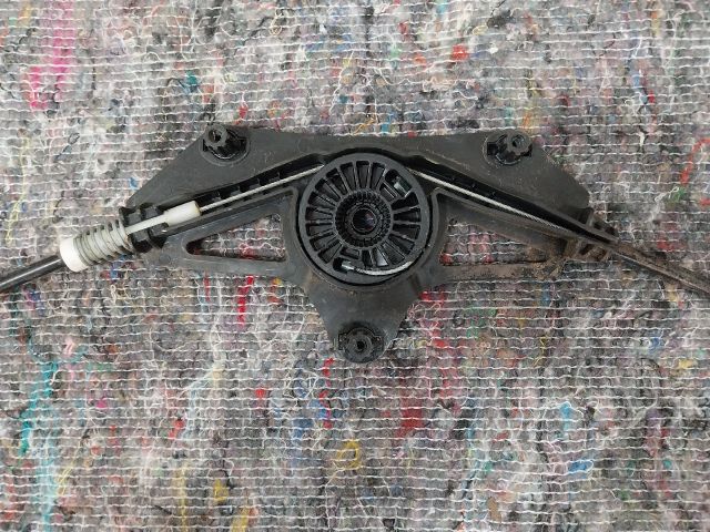 bontott SKODA OCTAVIA III Jobb hátsó Ablakemelő Szerkezet (Elektromos)