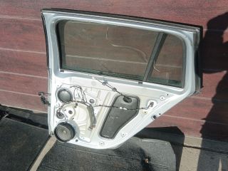 bontott SKODA OCTAVIA III Jobb hátsó Ajtó (Részeivel)