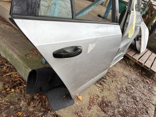 bontott SKODA OCTAVIA III Jobb hátsó Ajtó (Részeivel)
