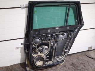 bontott SKODA OCTAVIA III Jobb hátsó Ajtó (Részeivel)