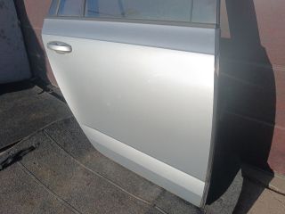 bontott SKODA OCTAVIA III Jobb hátsó Ajtó (Részeivel)