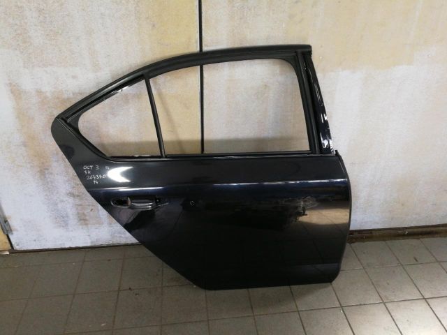 bontott SKODA OCTAVIA III Jobb hátsó Ajtó (Üres lemez)