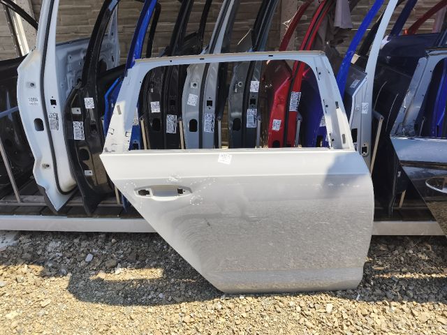 bontott SKODA OCTAVIA III Jobb hátsó Ajtó (Üres lemez)