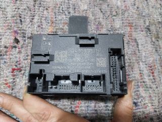 bontott SKODA OCTAVIA III Jobb hátsó Ajtó Vezérlőegység