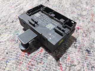 bontott SKODA OCTAVIA III Jobb hátsó Ajtó Vezérlőegység