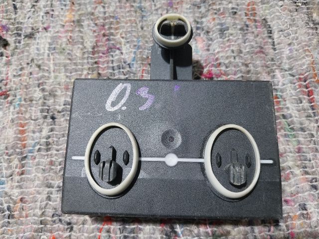 bontott SKODA OCTAVIA III Jobb hátsó Ajtó Vezérlőegység