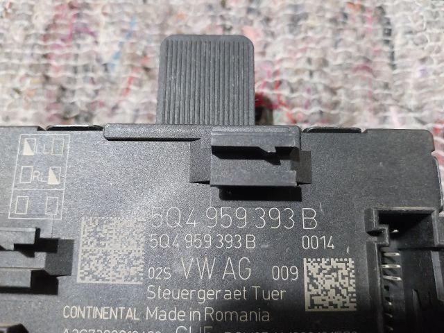 bontott SKODA OCTAVIA III Jobb hátsó Ajtó Vezérlőegység