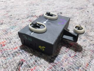 bontott SKODA OCTAVIA III Jobb hátsó Ajtó Vezérlőegység