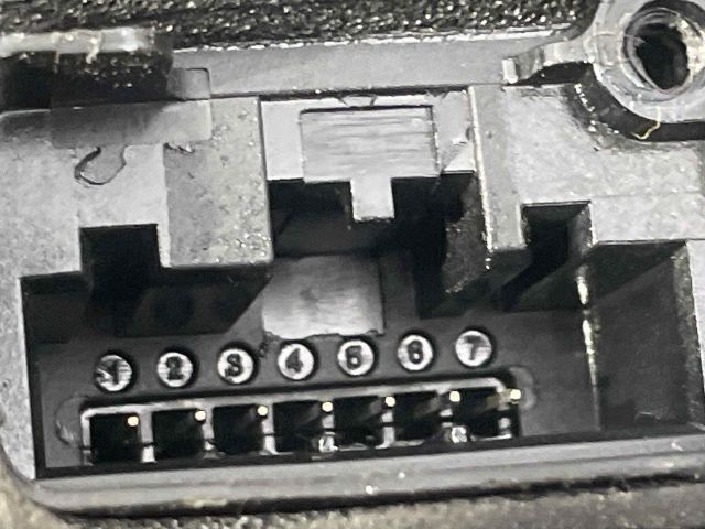 bontott SKODA OCTAVIA III Jobb hátsó Ajtózár