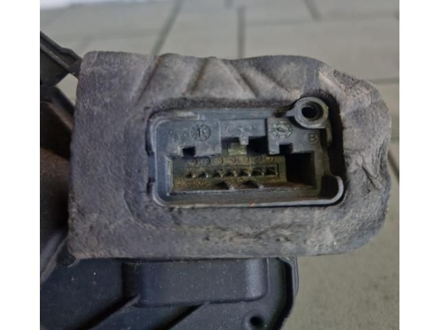 bontott SKODA OCTAVIA III Jobb hátsó Ajtózár