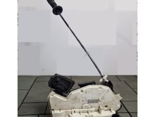 bontott SKODA OCTAVIA III Jobb hátsó Ajtózár