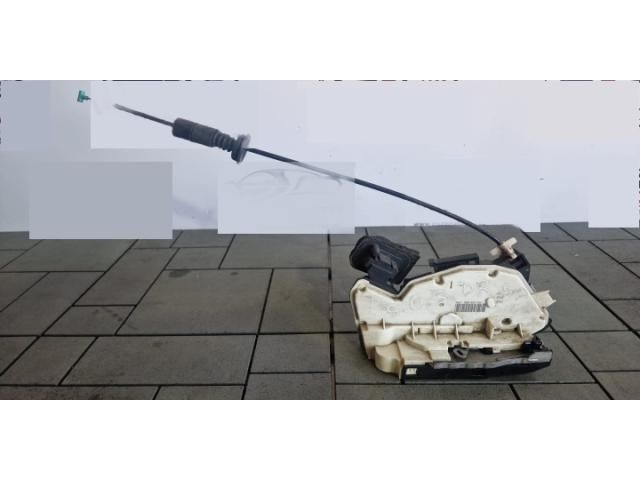 bontott SKODA OCTAVIA III Jobb hátsó Ajtózár