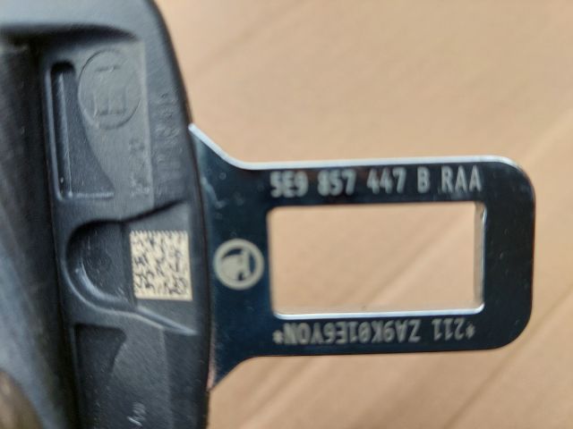 bontott SKODA OCTAVIA III Jobb hátsó Biztonsági Öv