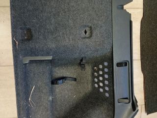 bontott SKODA OCTAVIA III Jobb hátsó Csomagtér Burkolat (Műanyag)