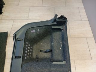 bontott SKODA OCTAVIA III Jobb hátsó Csomagtér Burkolat (Műanyag)