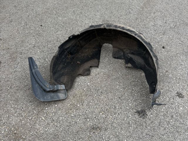 bontott SKODA OCTAVIA III Jobb hátsó Dobbetét (Kerékjárati, Műanyag)