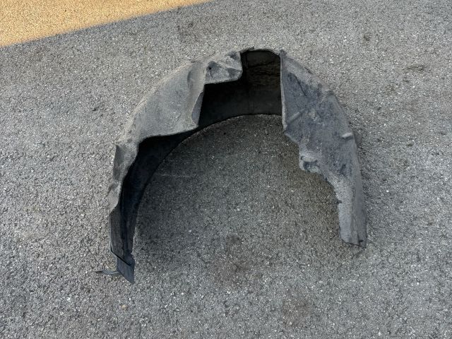 bontott SKODA OCTAVIA III Jobb hátsó Dobbetét (Kerékjárati, Műanyag)