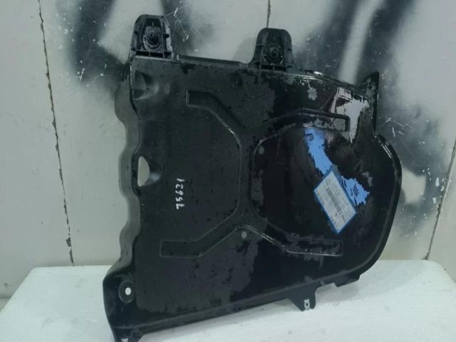 bontott SKODA OCTAVIA III Jobb hátsó Fenéklemez