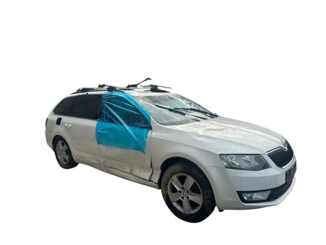 bontott SKODA OCTAVIA III Jobb hátsó Fixüveg (Ajtóban)