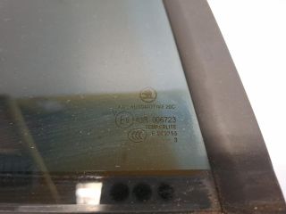 bontott SKODA OCTAVIA III Jobb hátsó Fixüveg (Ajtóban)