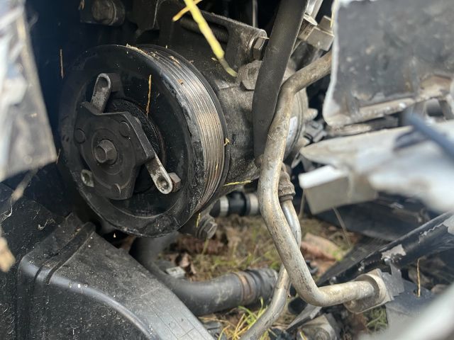 bontott SKODA OCTAVIA III Jobb hátsó Fixüveg (Ajtóban)