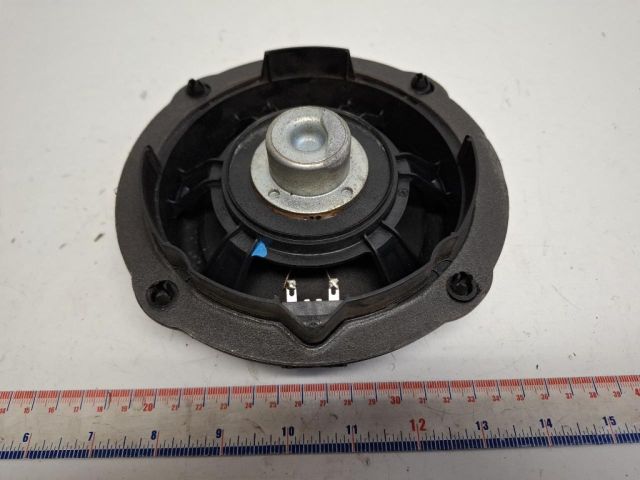 bontott SKODA OCTAVIA III Jobb hátsó Hangszóró