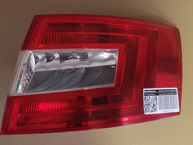 bontott SKODA OCTAVIA III Jobb Hátsó Lámpa