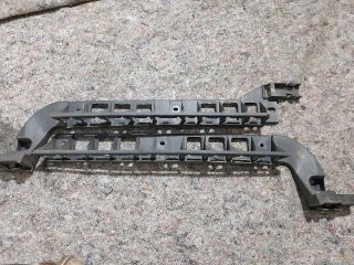 bontott SKODA OCTAVIA III Jobb hátsó Lökhárító Tartó (Műanyag)