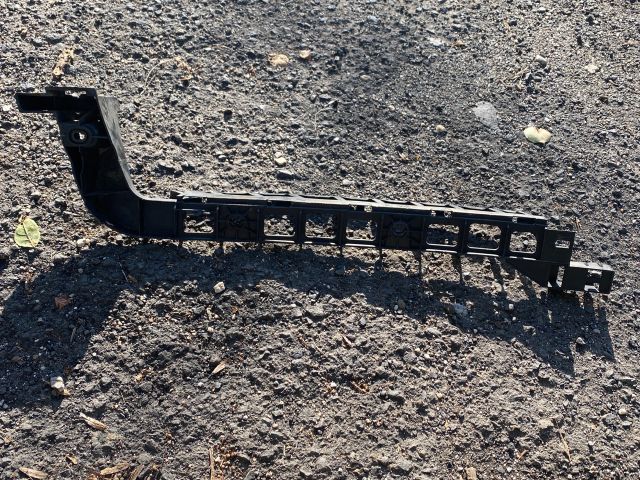 bontott SKODA OCTAVIA III Jobb hátsó Lökhárító Tartó (Műanyag)