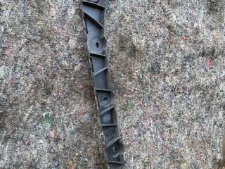 bontott SKODA OCTAVIA III Jobb hátsó Lökhárító Tartó (Műanyag)