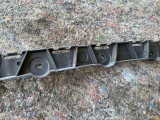 bontott SKODA OCTAVIA III Jobb hátsó Lökhárító Tartó (Műanyag)