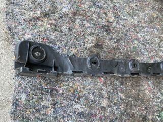 bontott SKODA OCTAVIA III Jobb hátsó Lökhárító Tartó (Műanyag)