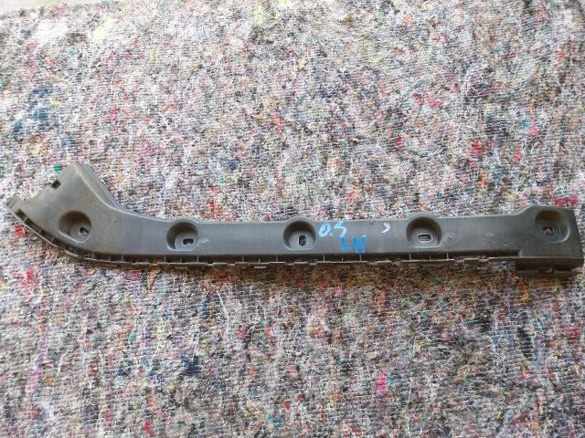 bontott SKODA OCTAVIA III Jobb hátsó Oldal Lökhárító Tartó (Műanyag)