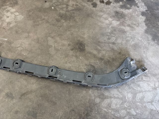 bontott SKODA OCTAVIA III Jobb hátsó Oldal Lökhárító Tartó (Műanyag)