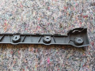 bontott SKODA OCTAVIA III Jobb hátsó Oldal Lökhárító Tartó (Műanyag)