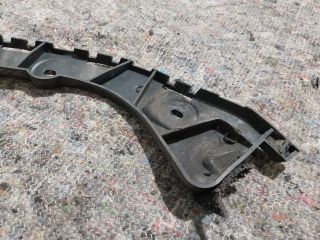 bontott SKODA OCTAVIA III Jobb hátsó Oldal Lökhárító Tartó (Műanyag)