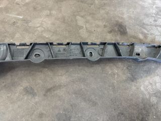 bontott SKODA OCTAVIA III Jobb hátsó Oldal Lökhárító Tartó (Műanyag)