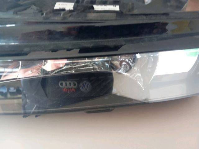 bontott SKODA OCTAVIA III Jobb Ködfényszóró