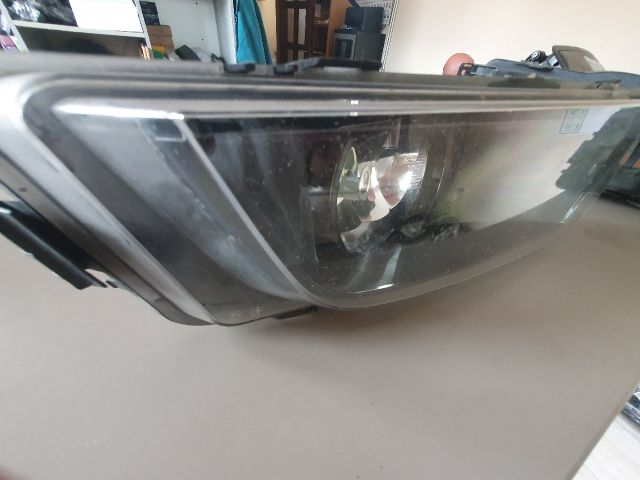 bontott SKODA OCTAVIA III Jobb Ködfényszóró