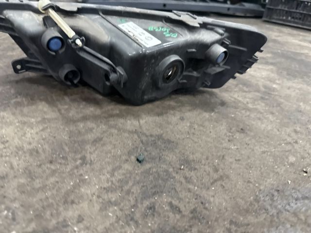 bontott SKODA OCTAVIA III Jobb Ködfényszóró