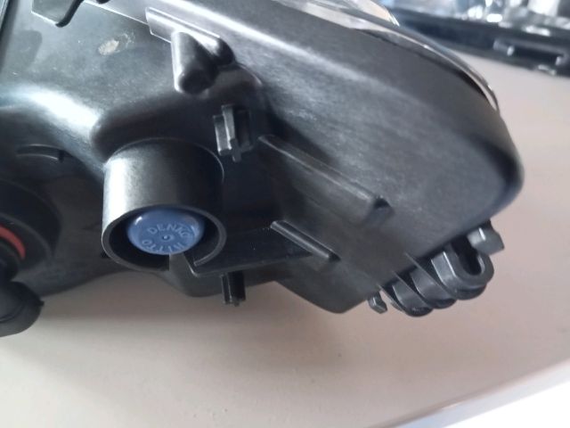 bontott SKODA OCTAVIA III Jobb Ködfényszóró