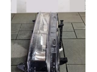 bontott SKODA OCTAVIA III Jobb Ködfényszóró